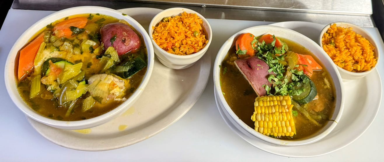 Caldo De Pollo.