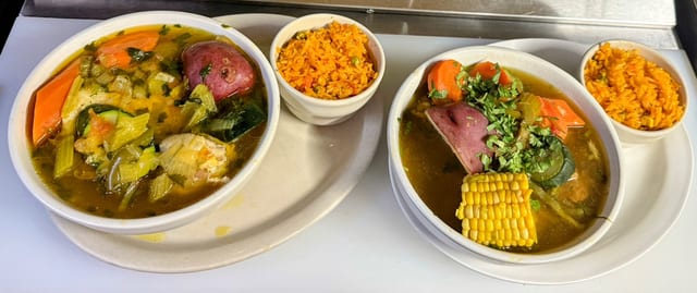 Caldo De Pollo.
